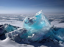 九游9GAME：重塑你的移动游戏世界